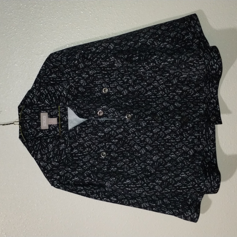 Chico's women's size 1 black and white pattern button up Blazer
